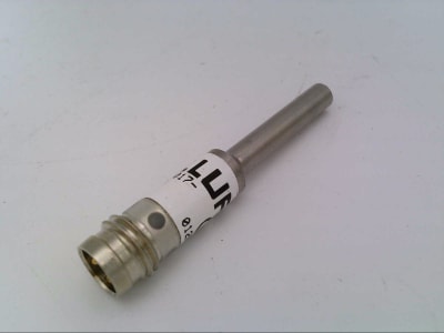 BALLUFF BES 516-3017-E5-C-S49