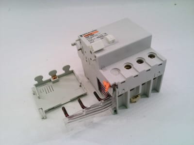 SCHNEIDER ELECTRIC MG26542