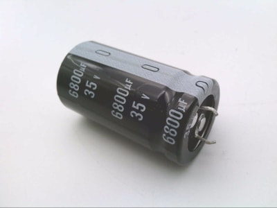 NICHICON LGU1V682MELZ