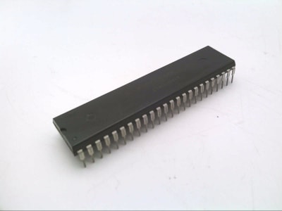 NXP SEMICONDUCTOR MC68HC11E1CP2
