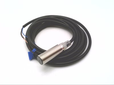 OMRON E2B-M12KS04-WP-C1 2M