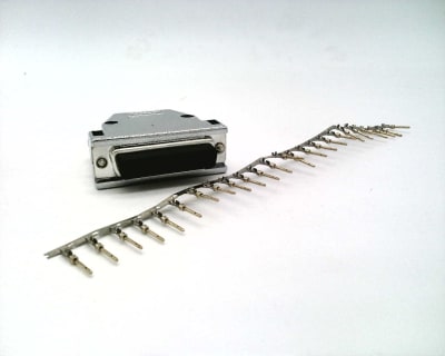 MULTICOMP MCD8B25MC-KIT