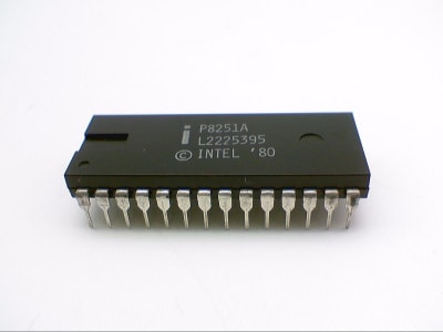 INTEL P8251A