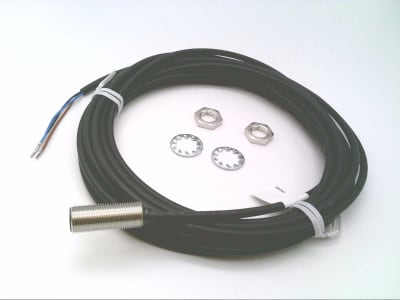 BALLUFF BES 516-370-G-E4-C-PU-05