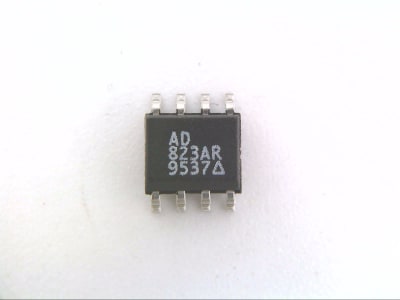 ANALOG DEVICES AD823AR