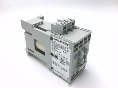 ALLEN BRADLEY 700-CRF220ZZ