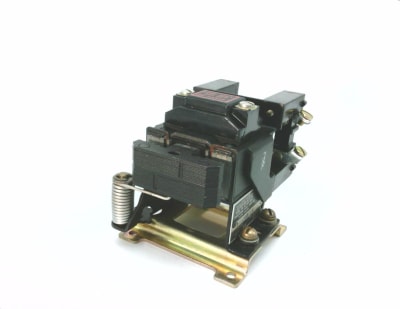 ALLEN BRADLEY 700-B110A1