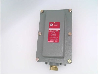 ALLEN BRADLEY 836-C65E