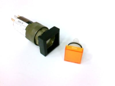 ALLEN BRADLEY 800A-M2BA