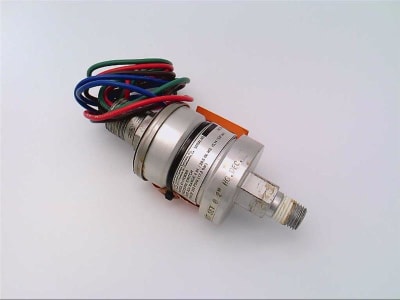 CUSTOM CONTROL SENSORS 611VE8000