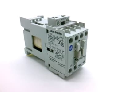ALLEN BRADLEY 700-CF220DJ