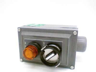 ALLEN BRADLEY 800R-2HW4R-36322