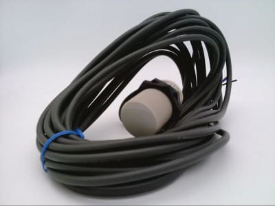 OMRON E2F-X10E1 10M