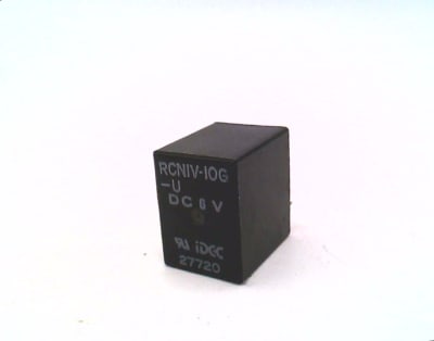 IDEC RCNIV-10G-U-DC6V