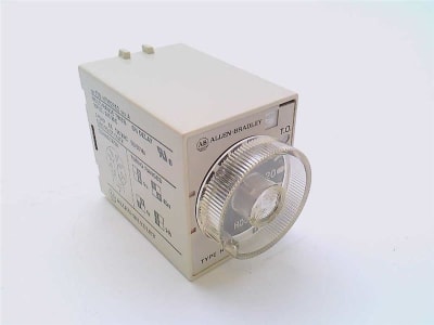 ALLEN BRADLEY 700-HTM12RA2