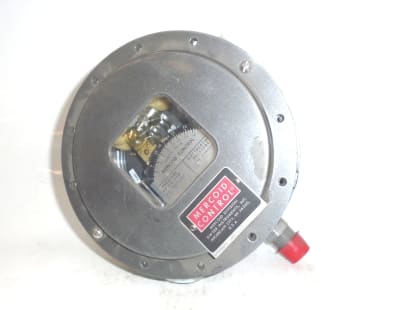 DWYER PGW-127-P1