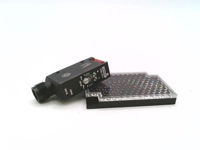 OMRON E3S-R17