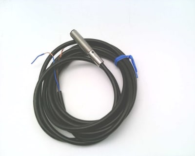 OMRON E2B-S08KS01-WP-C1 2M