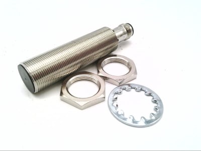 OMRON E2B-M18LS05-M1-B1