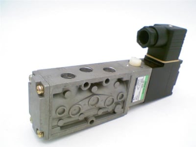 CKD CORP AF210-08-AC100V