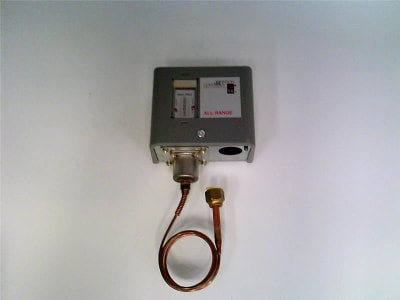 JOHNSON CONTROLS P70CA-3C