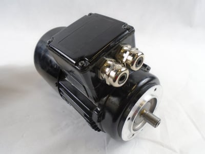 LENZE BAF63/4B-7