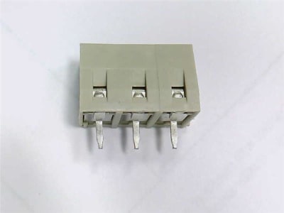 TE CONNECTIVITY 1546216-3