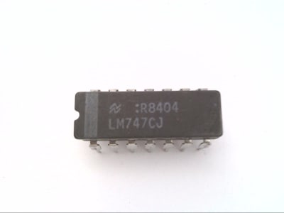 NATIONAL SEMICONDUCTOR LM747CJ