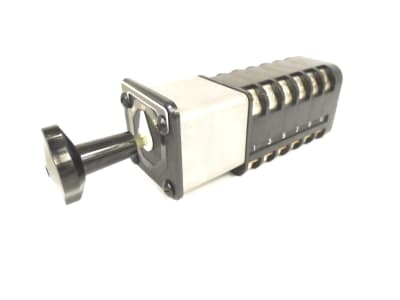 GENERAL ELECTRIC 16SBM-F3A00S1S2V1