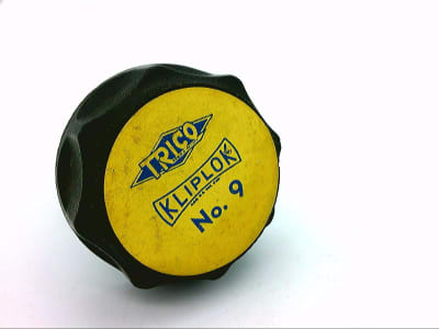 TRICO 9