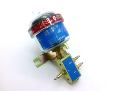 JOHNSON CONTROLS V-6135-3