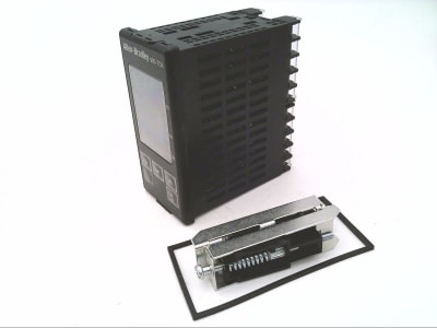 ALLEN BRADLEY 900-TC8RGTZ25