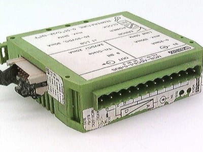 PHOENIX CONTACT MCR-ADC8/1-0/BUS