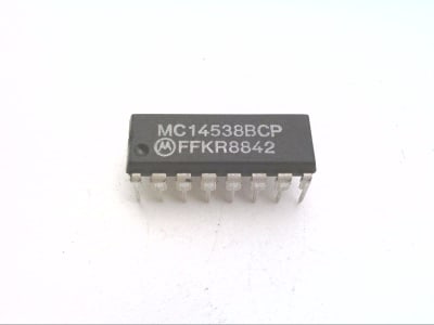 NXP SEMICONDUCTOR MC14538BCP
