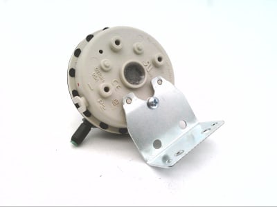 UNICONTROL INC NS2133302