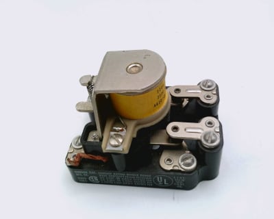 GUARDIAN ELECTRIC CO 2605U-DPDT-110D