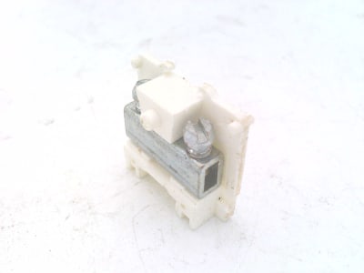 TE CONNECTIVITY 125