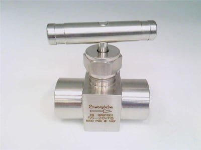 SWAGELOK SS-26VF8