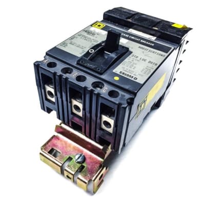 SCHNEIDER ELECTRIC FA36040