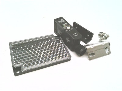 OMRON E3S-R36