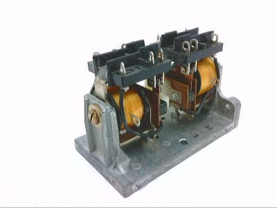 TE CONNECTIVITY KB-17AG-24