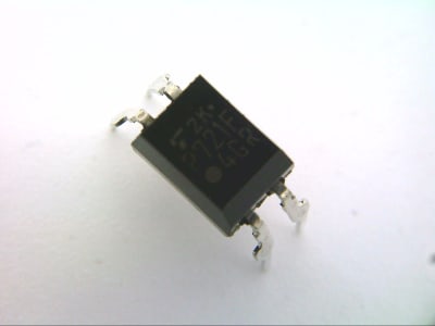 TOSHIBA P721F