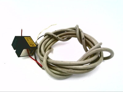 OMRON TL-G3D3