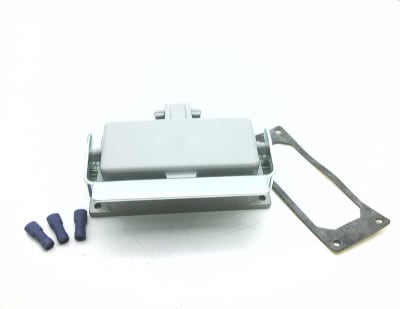 PHOENIX CONTACT HC-P:DB9 (M/M) 120VAC