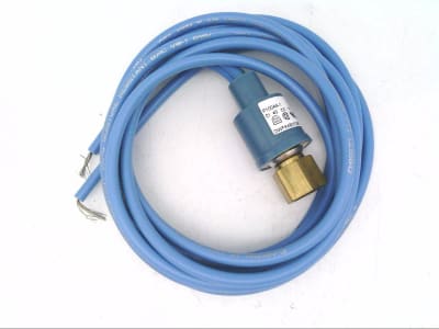 JOHNSON CONTROLS P100AA-1C