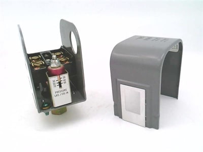 JOHNSON CONTROLS P61DA-1C