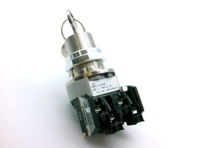 ALLEN BRADLEY 800TC-H3126A