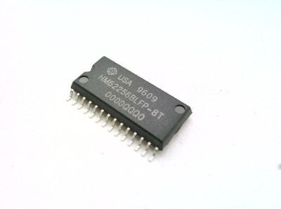 HITACHI HM62256BLFP-8T