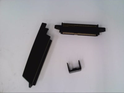 TE CONNECTIVITY 5552383-1