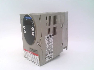 SCHNEIDER ELECTRIC ATV31H037M2